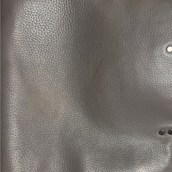 Coach Rogue - 1941 collection - Picture 9 of 10